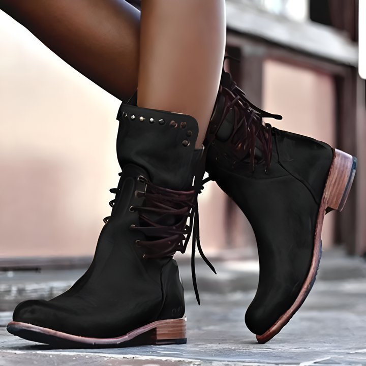 CLAIRE - STYLISH AND COMFORTABLE BOOTS