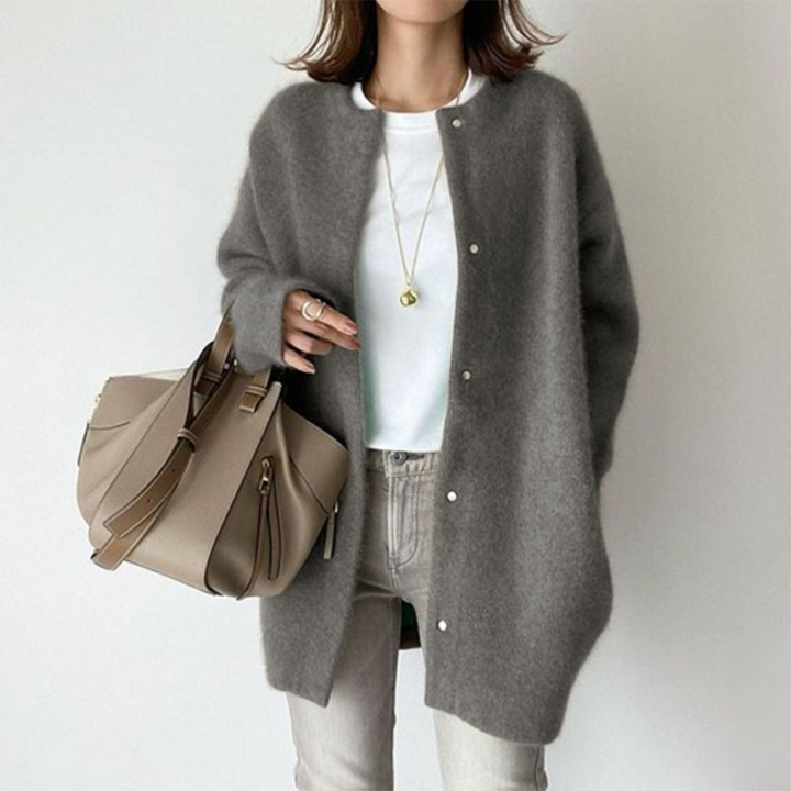 CHLOE - ELEGANT CASHMERE CARDIGAN