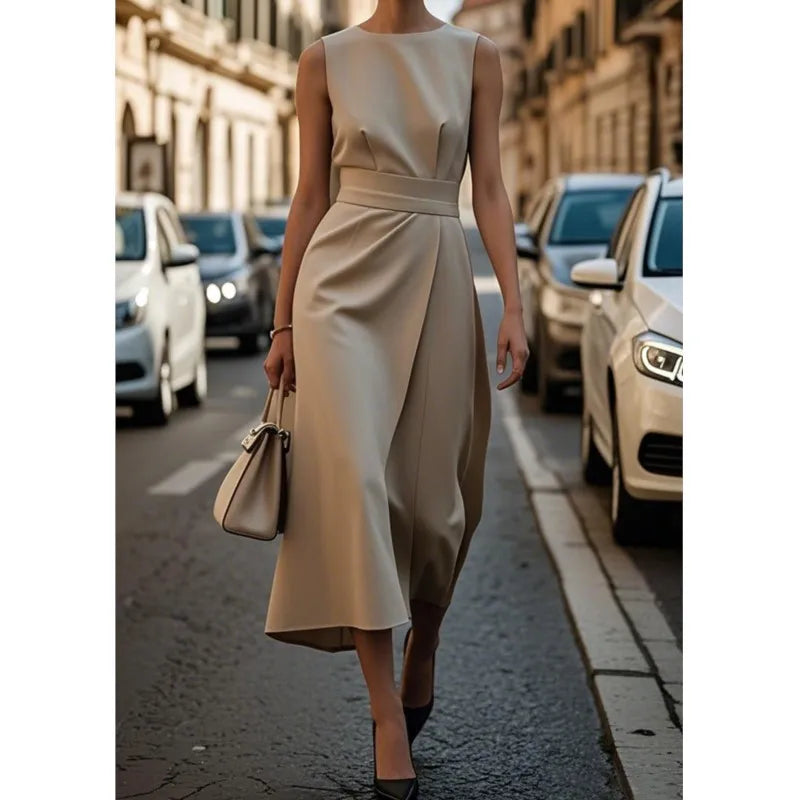 Clarimond - Elegant Round Neck Dress