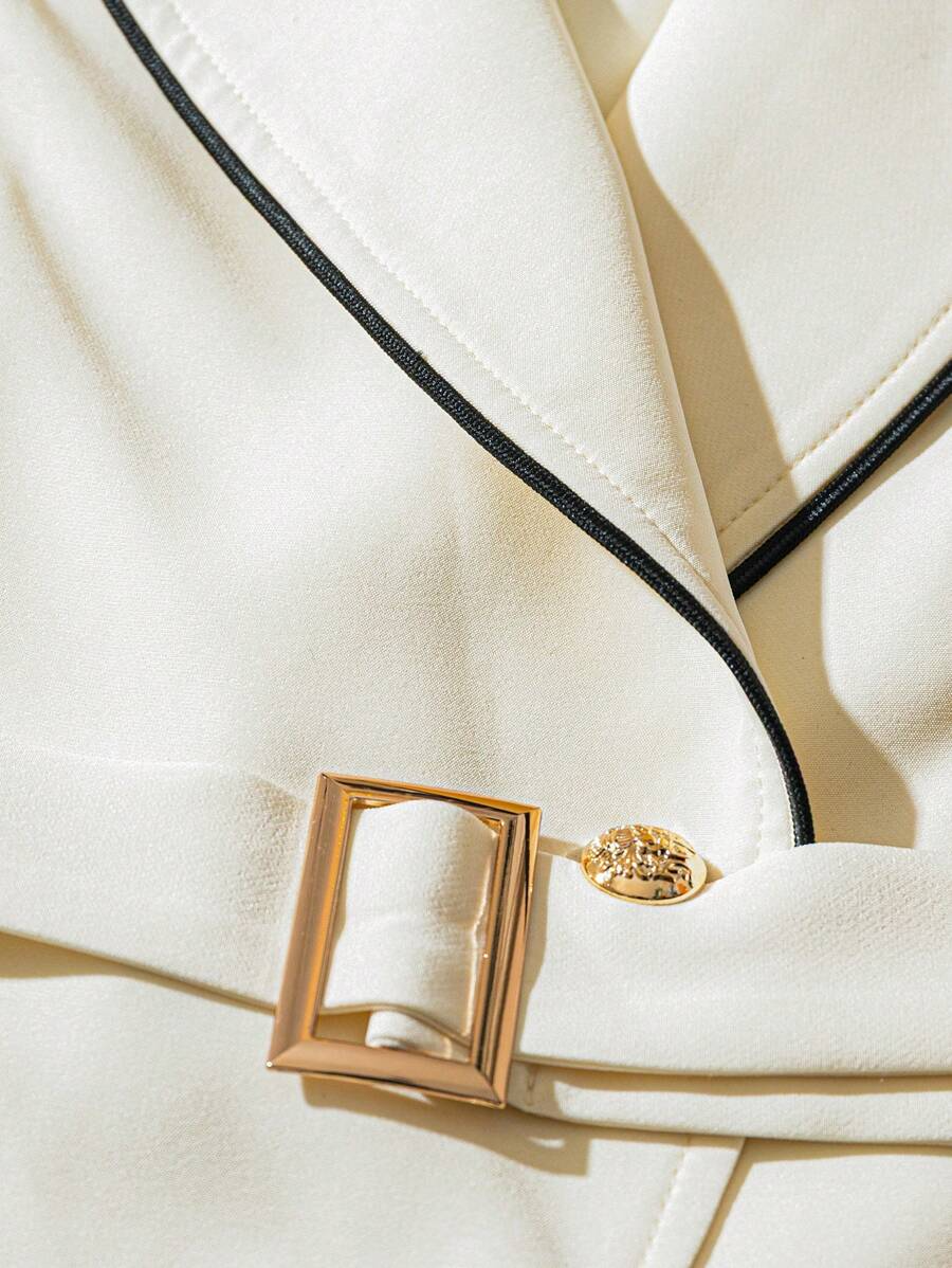 Sophia - Elegant Vest With Belt